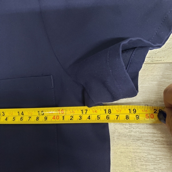 FIGS Technical Collection Navy Blue Medical Scrub Set Size XS V-Neck Pocket - Picture 4 of 13